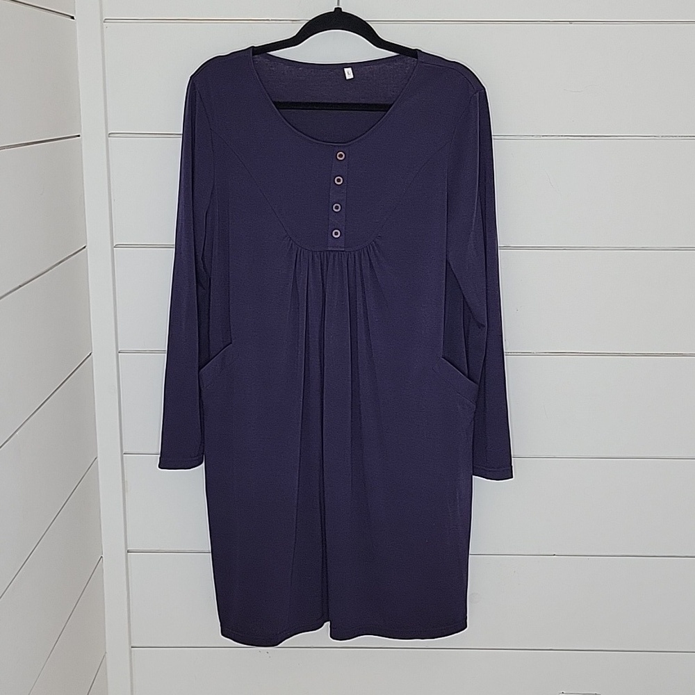NWOT Boutique large blue pleated poly/cotton blend dress